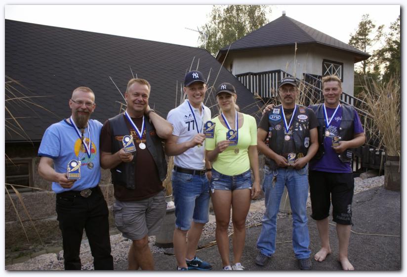 802x537 pixels (77K)